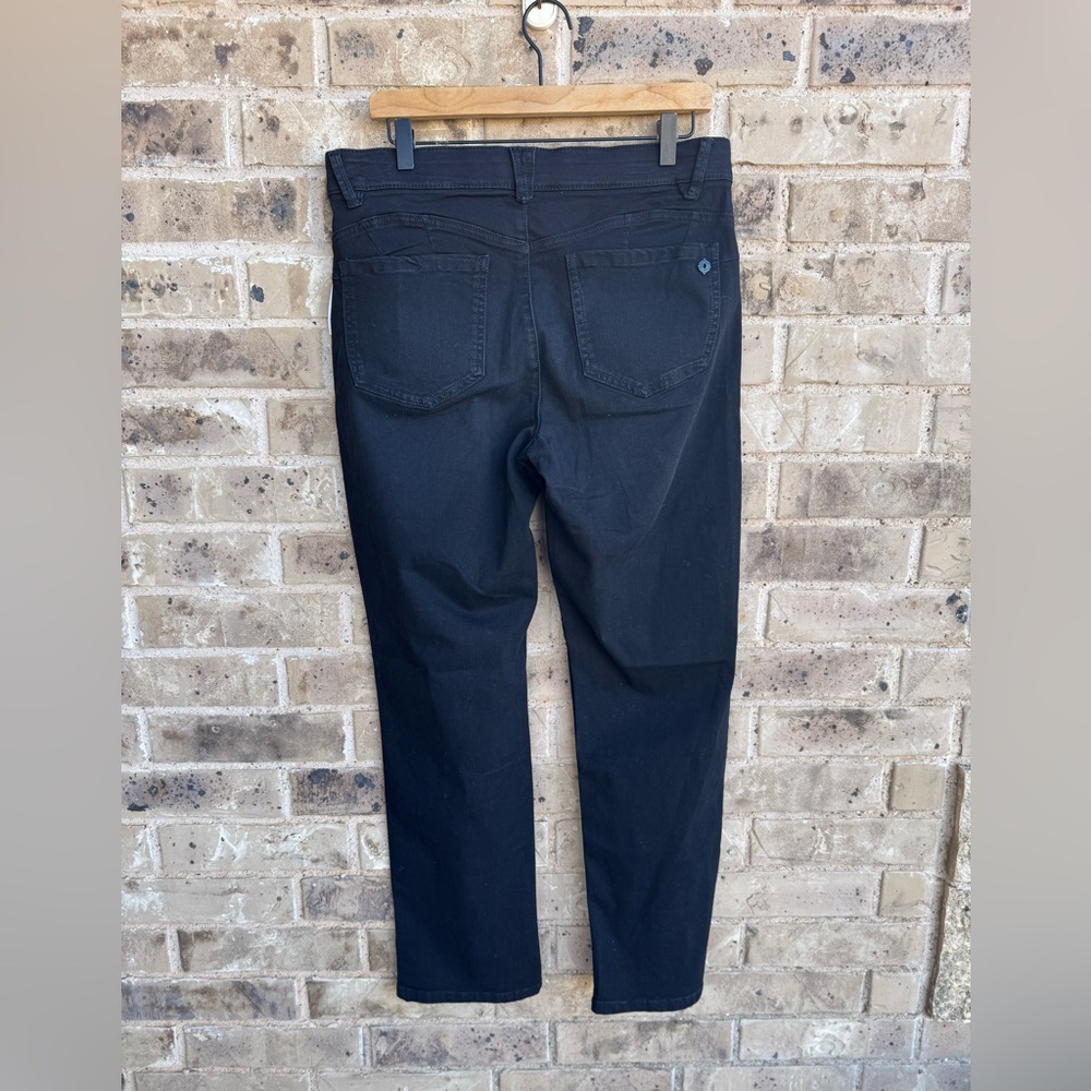 NWT Democracy Black Denim Steaight Leg Jeans Size 12 - Picture 4 of 9
